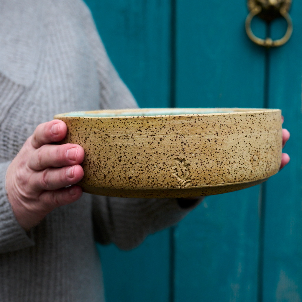 Ceramic bowl with mint glaze – approx. 1.5 L