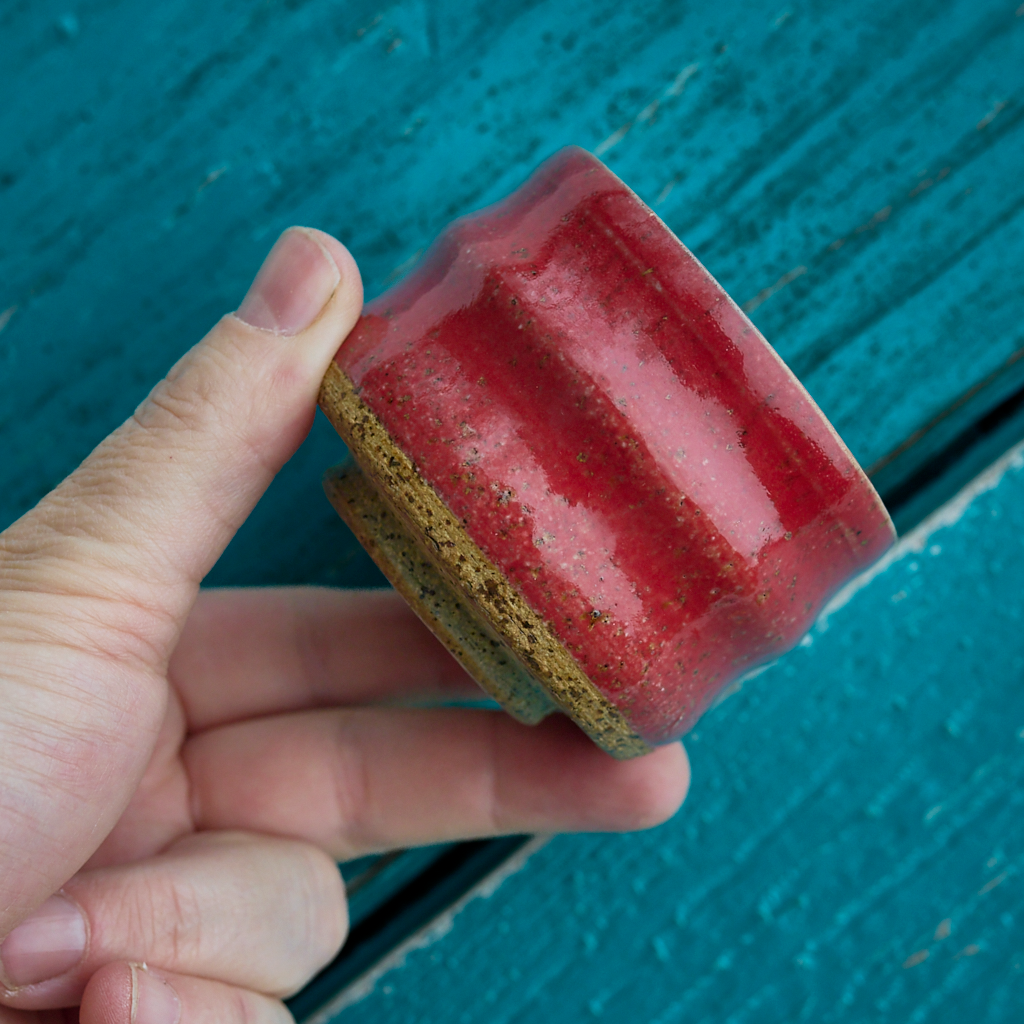 Ceramic bowl with small pepper, approx. 200 ml