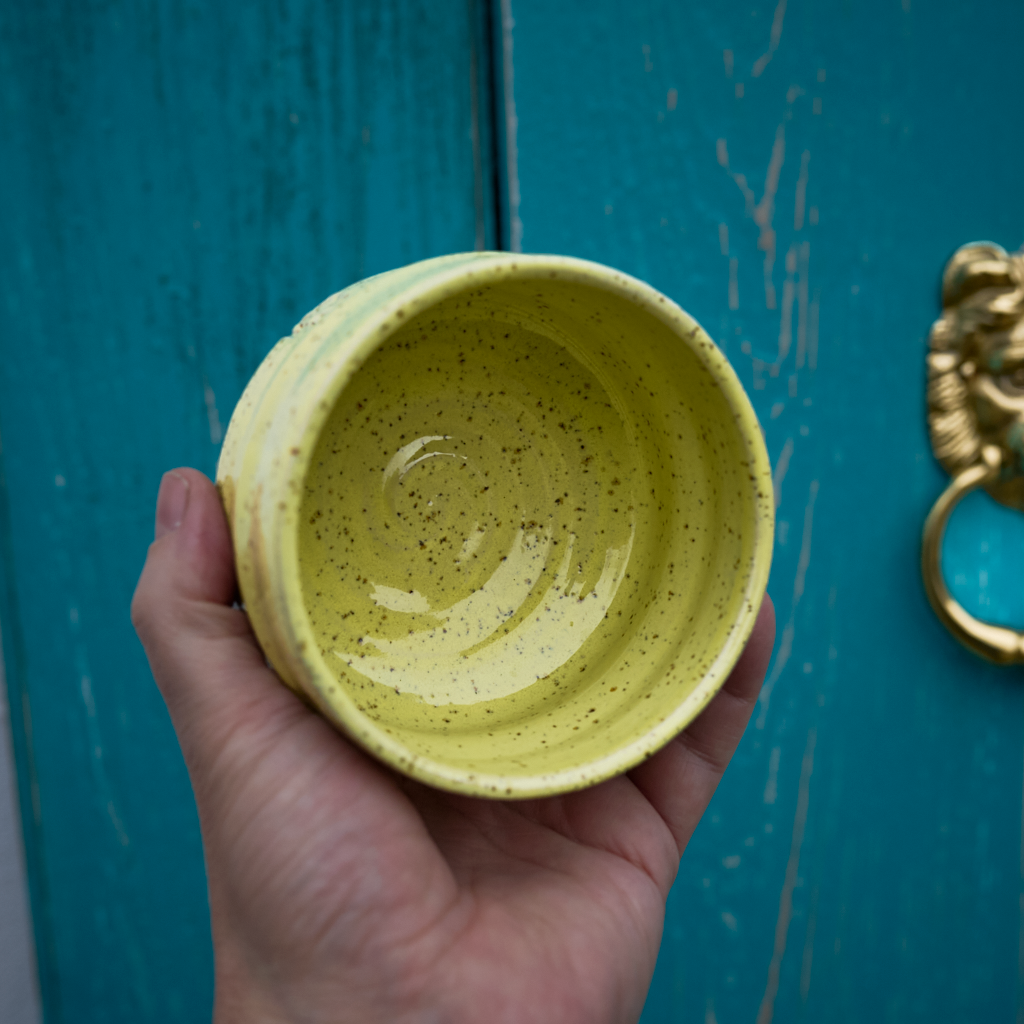 Small white ceramic bowl, approx. 200 ml