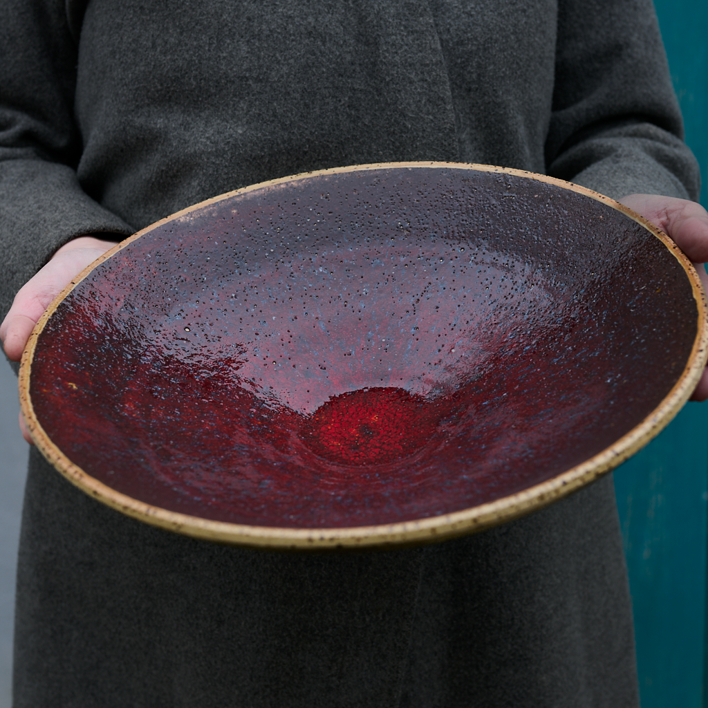 Ceramic bowl with red glaze – approx. 1.5 L