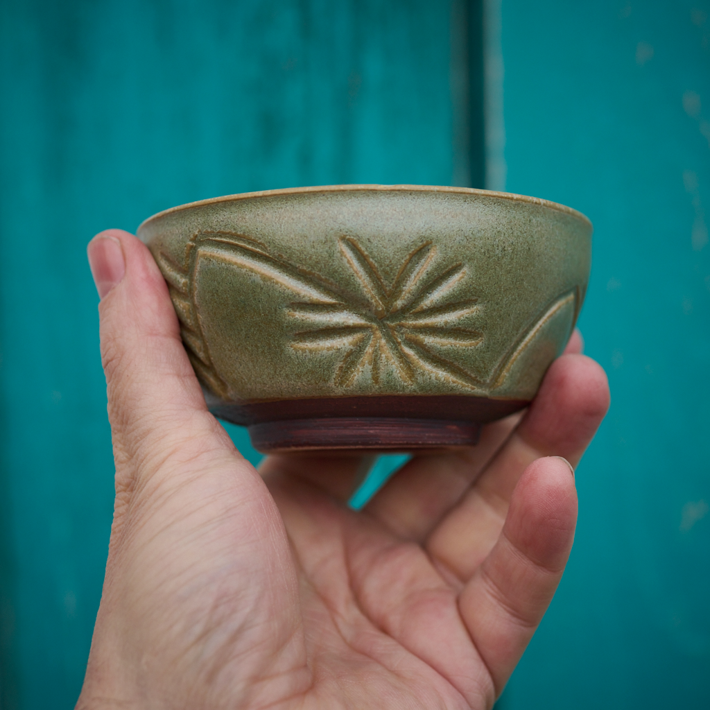 Zestaw "Szałwiowy Gaj" – Ręcznie Rzeźbiona | Miseczka i Czarka