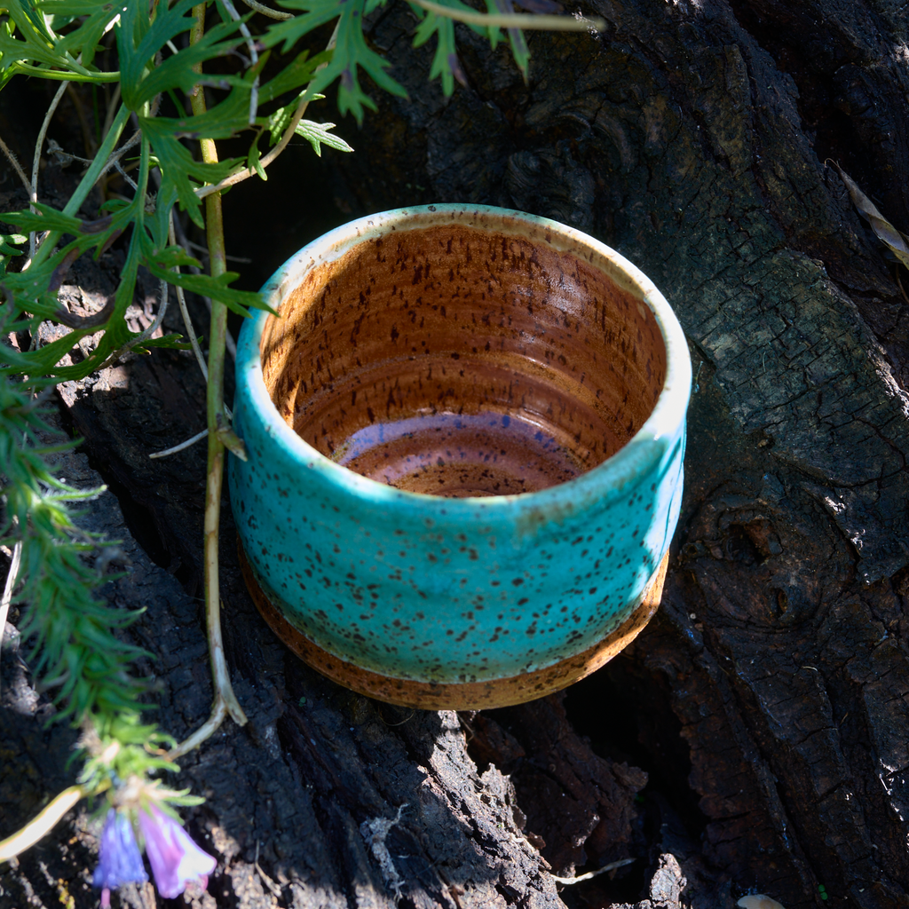 Czarka Ceramiczna "Turkusowy piegusek" – Kamionka ok. 300 ml – toczona na kole garncarskim